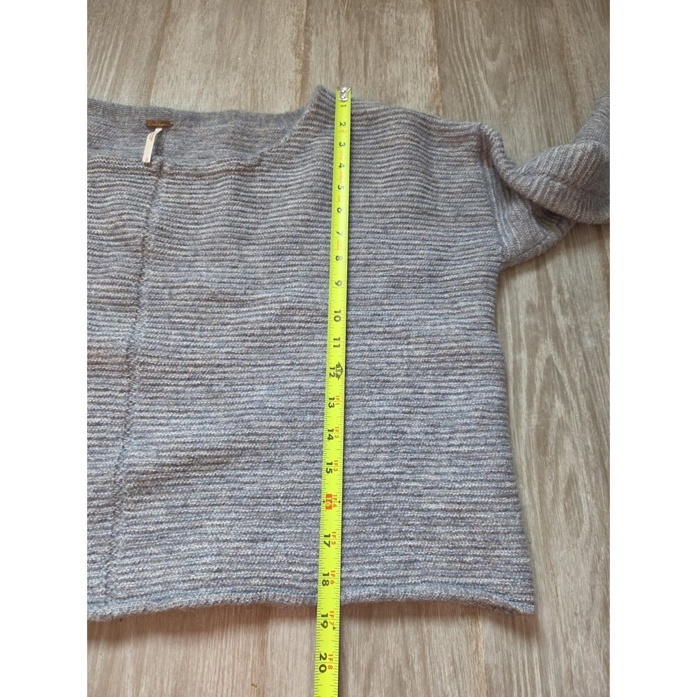 Free People Alpaca Blend Cropped Sweater Blue Bell Sleeve Womens L EUC - Picture 6 of 7